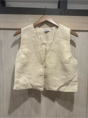 Rue Sophie Cream Linen Crop Vest